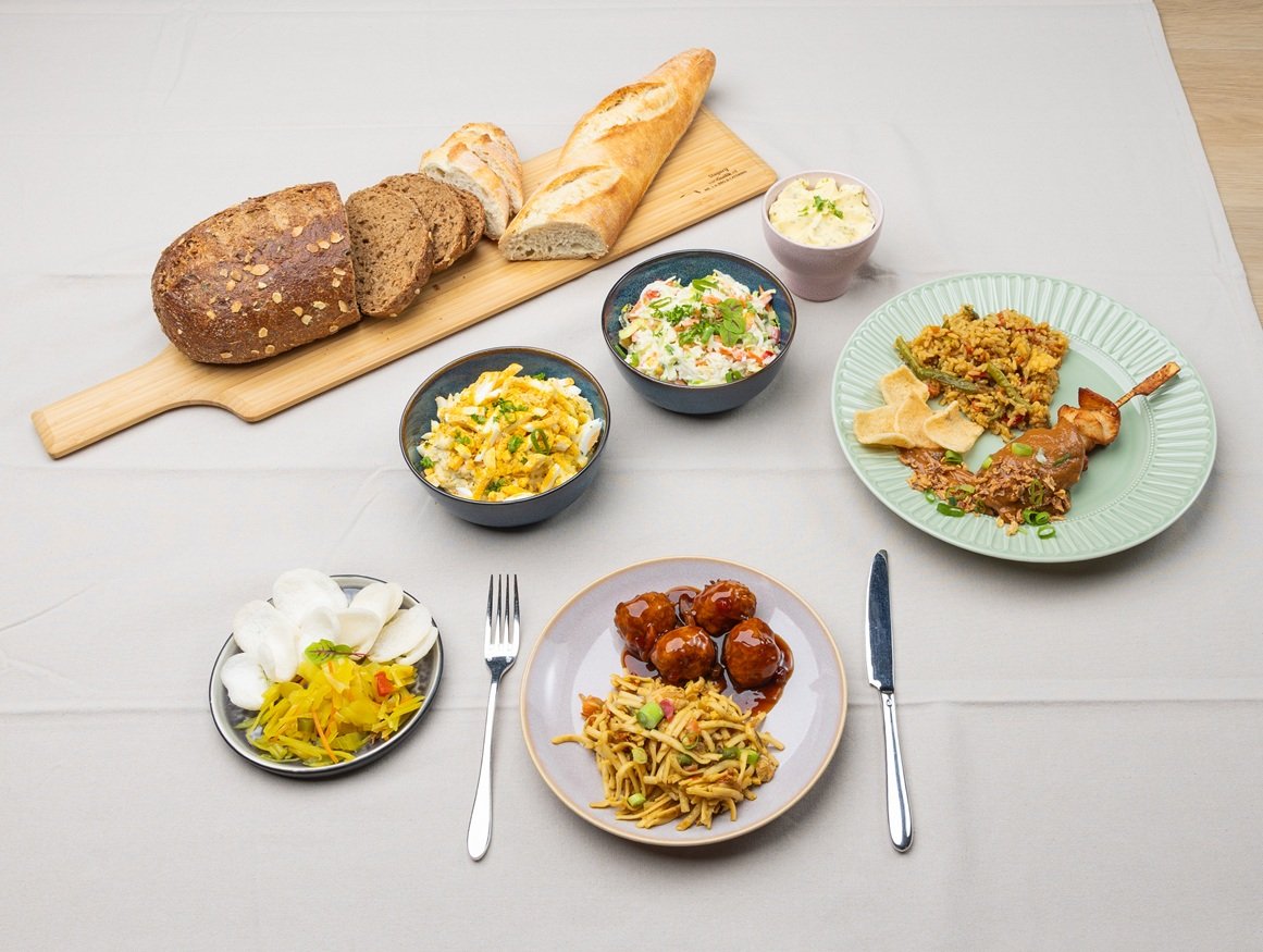 Indisch buffet (warm bezorgen)